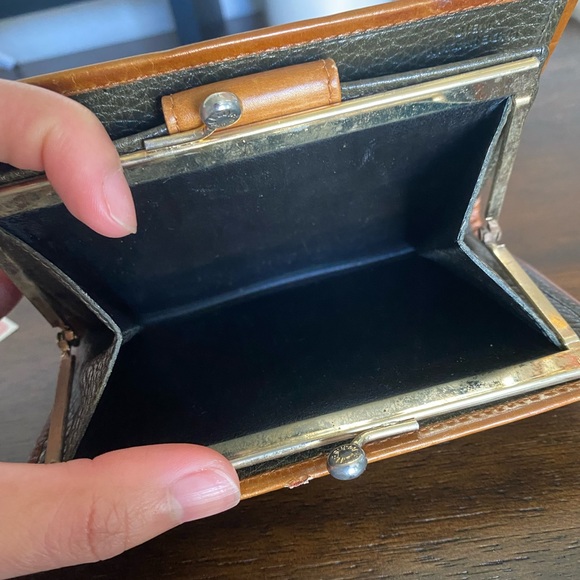 Vintage Celine Wallet - Picture 4 of 9